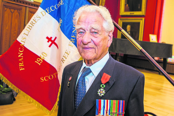Photo of photos/Ian-MacLennan-Evanton-WWII-veteran-awarded-Frances-highest-award-Legion-dHonneur