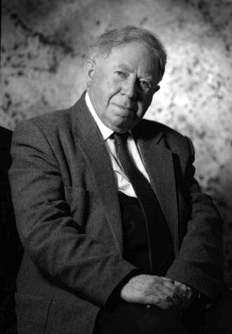 Photo of photos/Jackie_Maclennan_MBE-1902-1997_a_little_older
